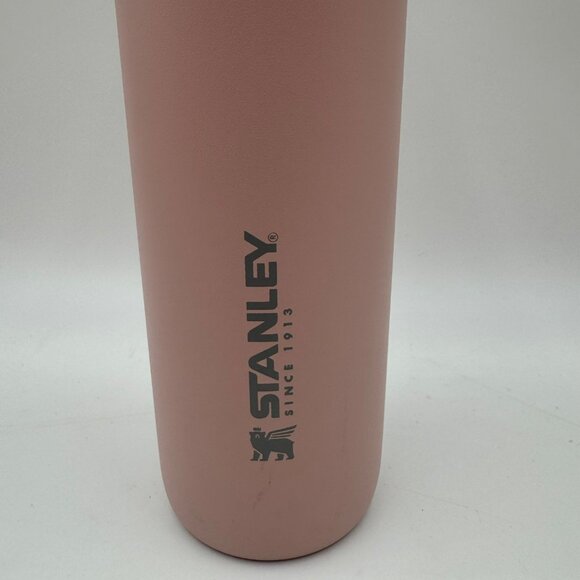 Stanley Grey/Pink Stainless Steel Quick-Flip Water Bottle - Picture 2 of 9